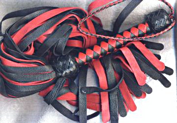 Deer Skin Swivel Flogger